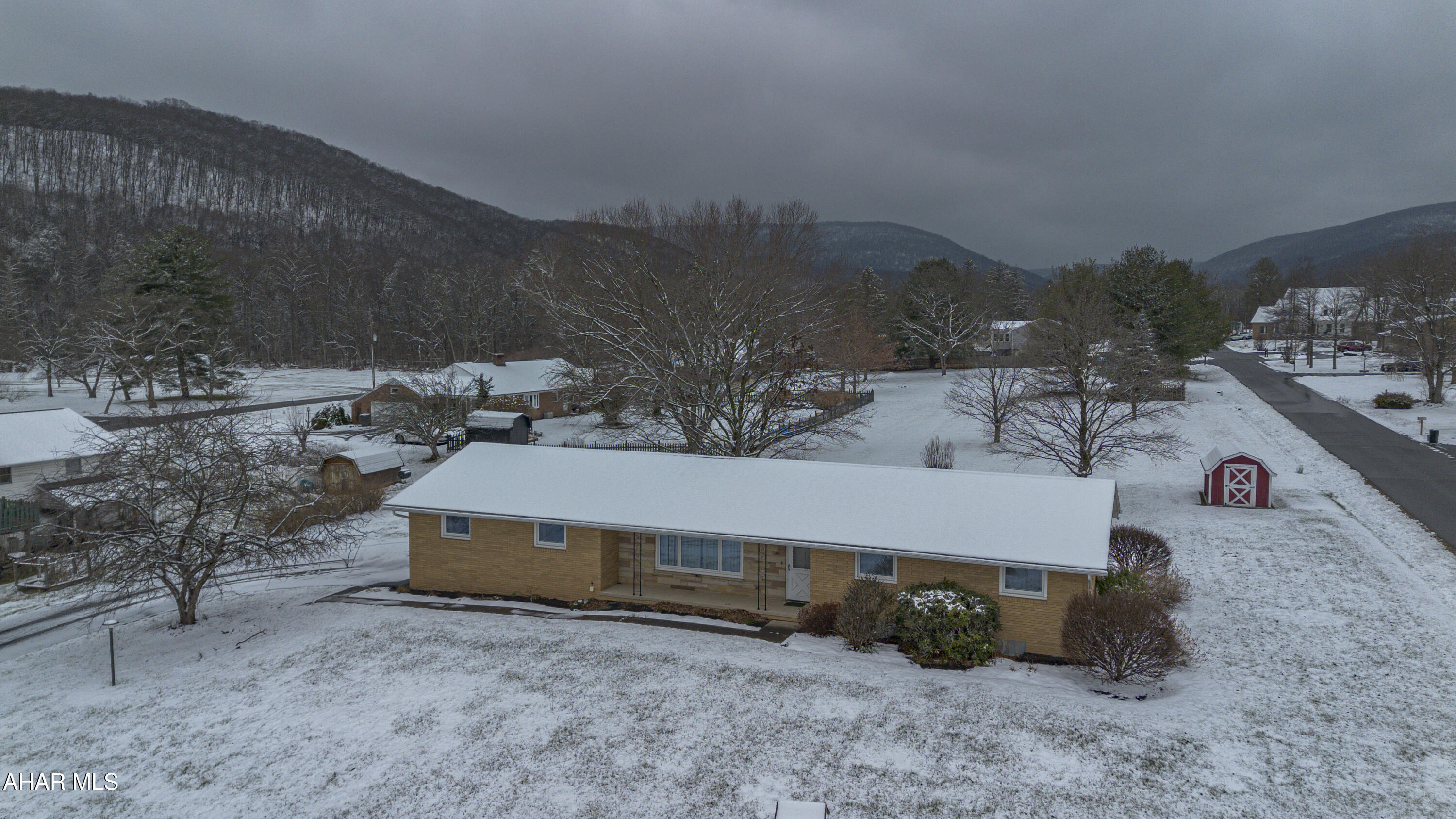 Foot of Ten - Residential