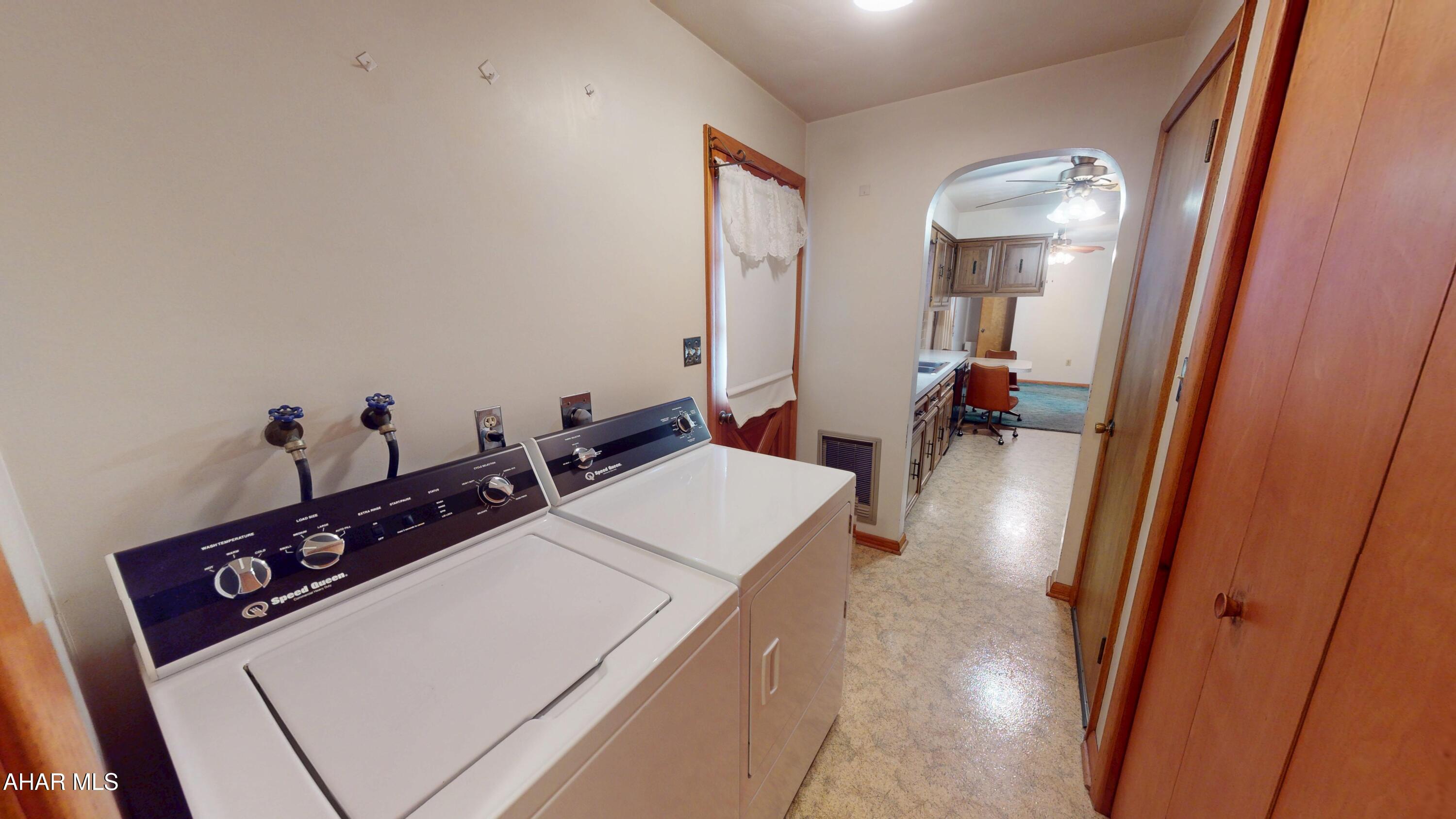 Foot of Ten - Residential