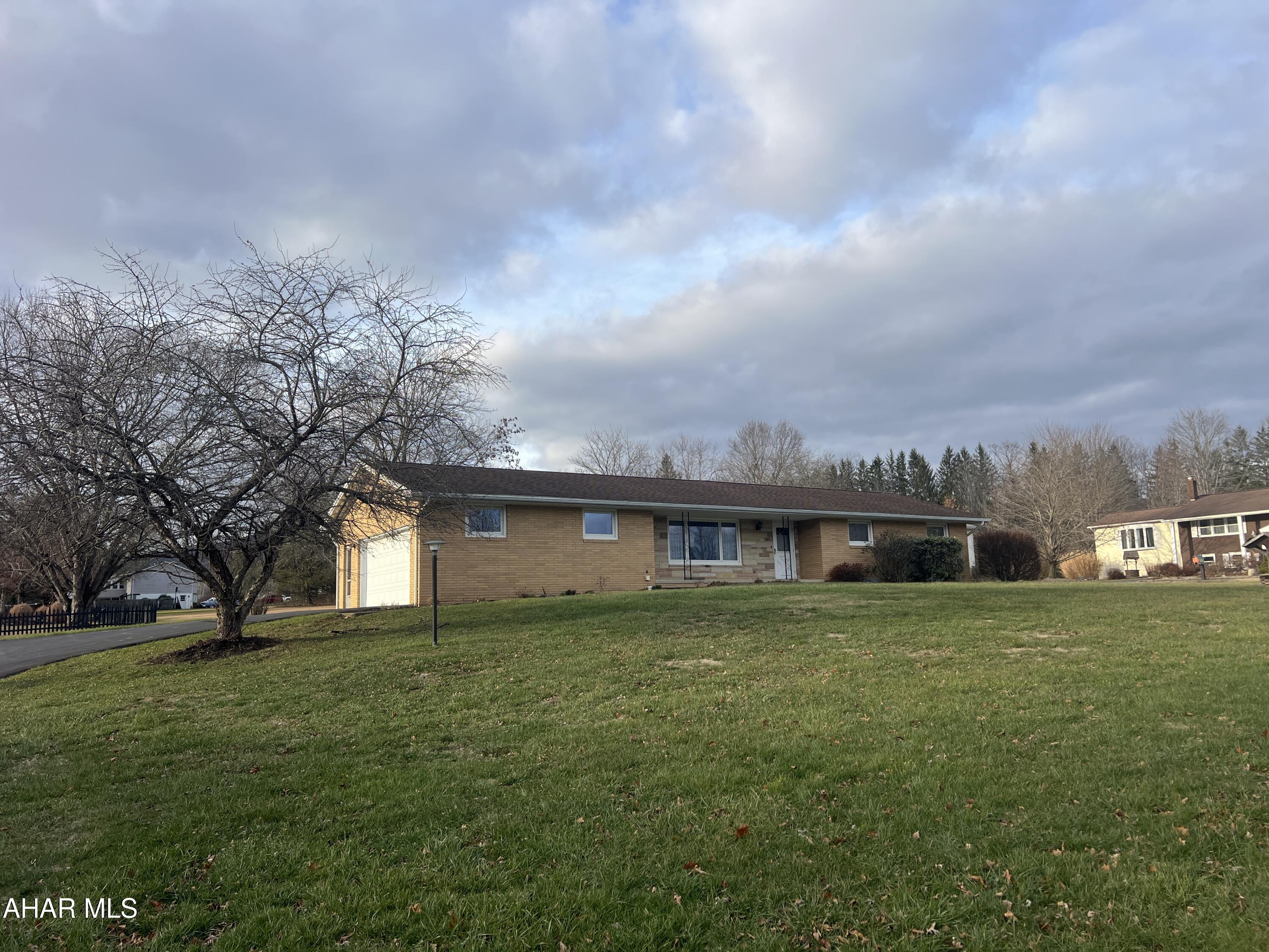 Foot of Ten - Residential