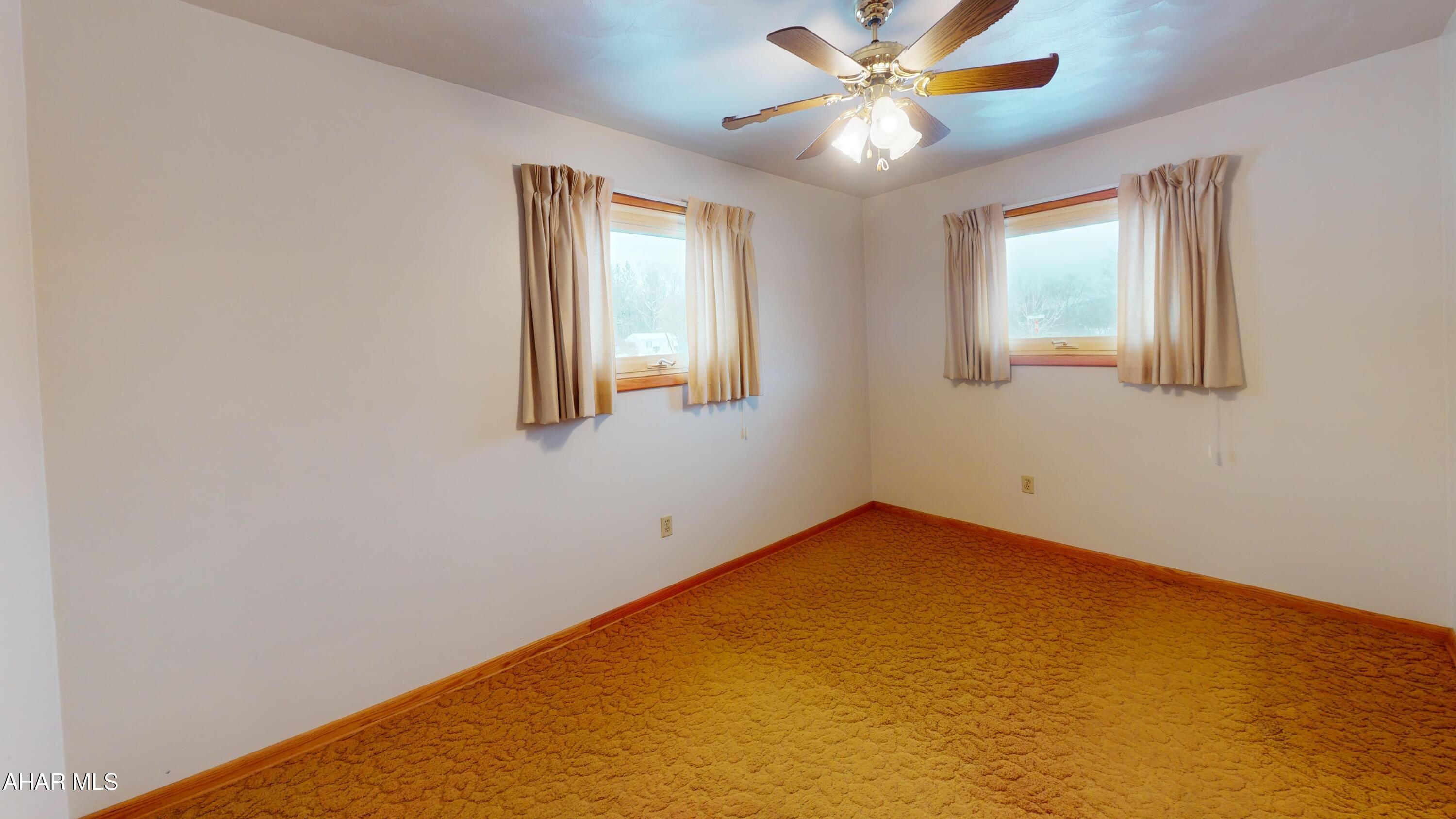 Foot of Ten - Residential