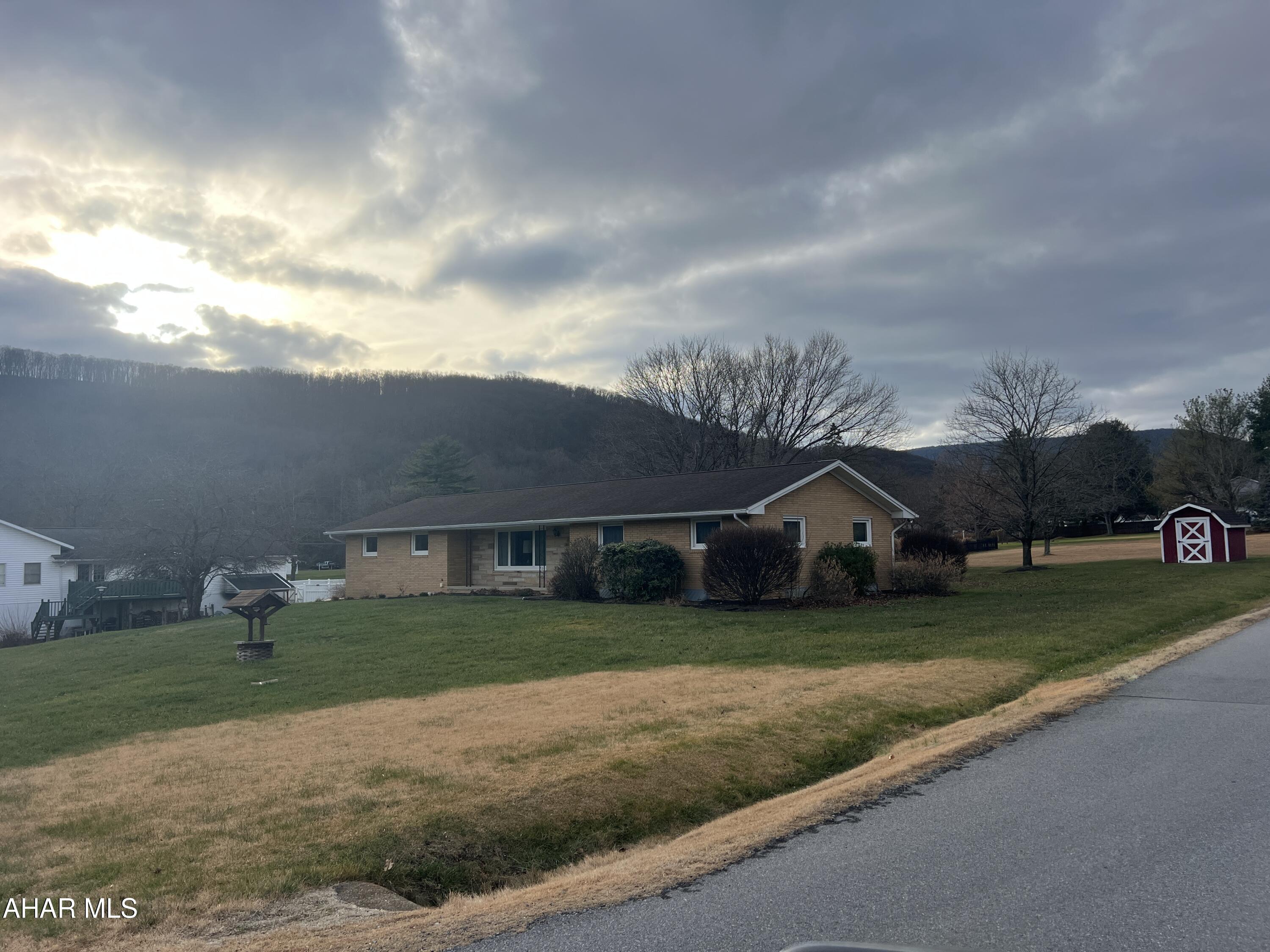 Foot of Ten - Residential