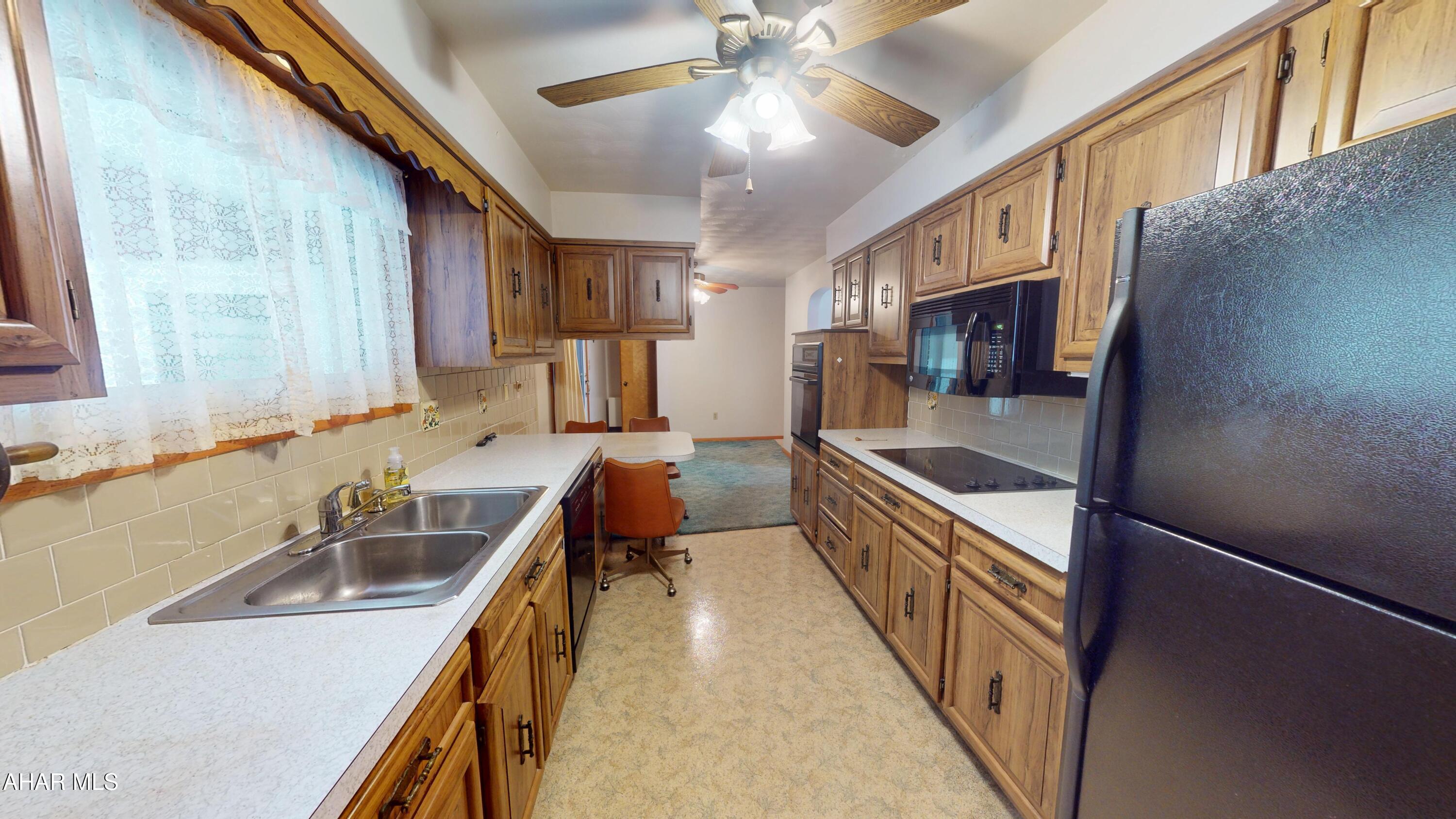 Foot of Ten - Residential