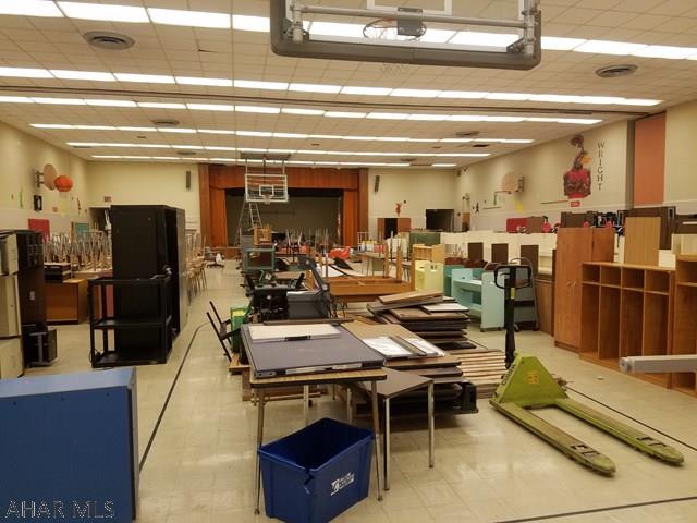 Unknown - Commercial Sale