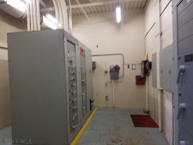 Unknown - Commercial Sale