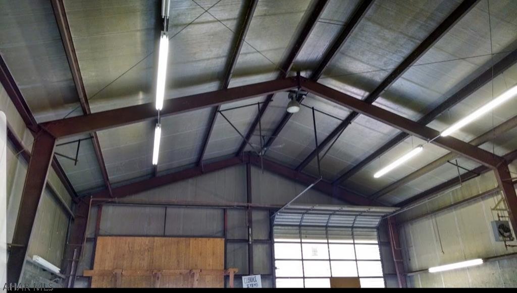 Unknown - Commercial Sale