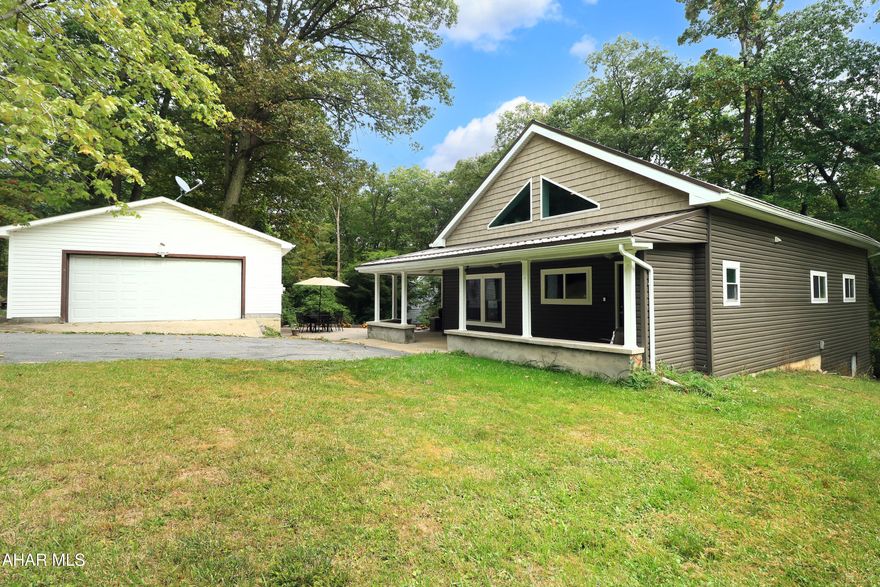 For comparable sales purposes only! 
Close Date - 12-2-2024
.98-acre country setting. Move-in ready home, wrap-around covered porch, modern interior, vinyl plank flooring throughout, granite countertops, tile backsplash, 4 bedrooms and 2.5 baths.