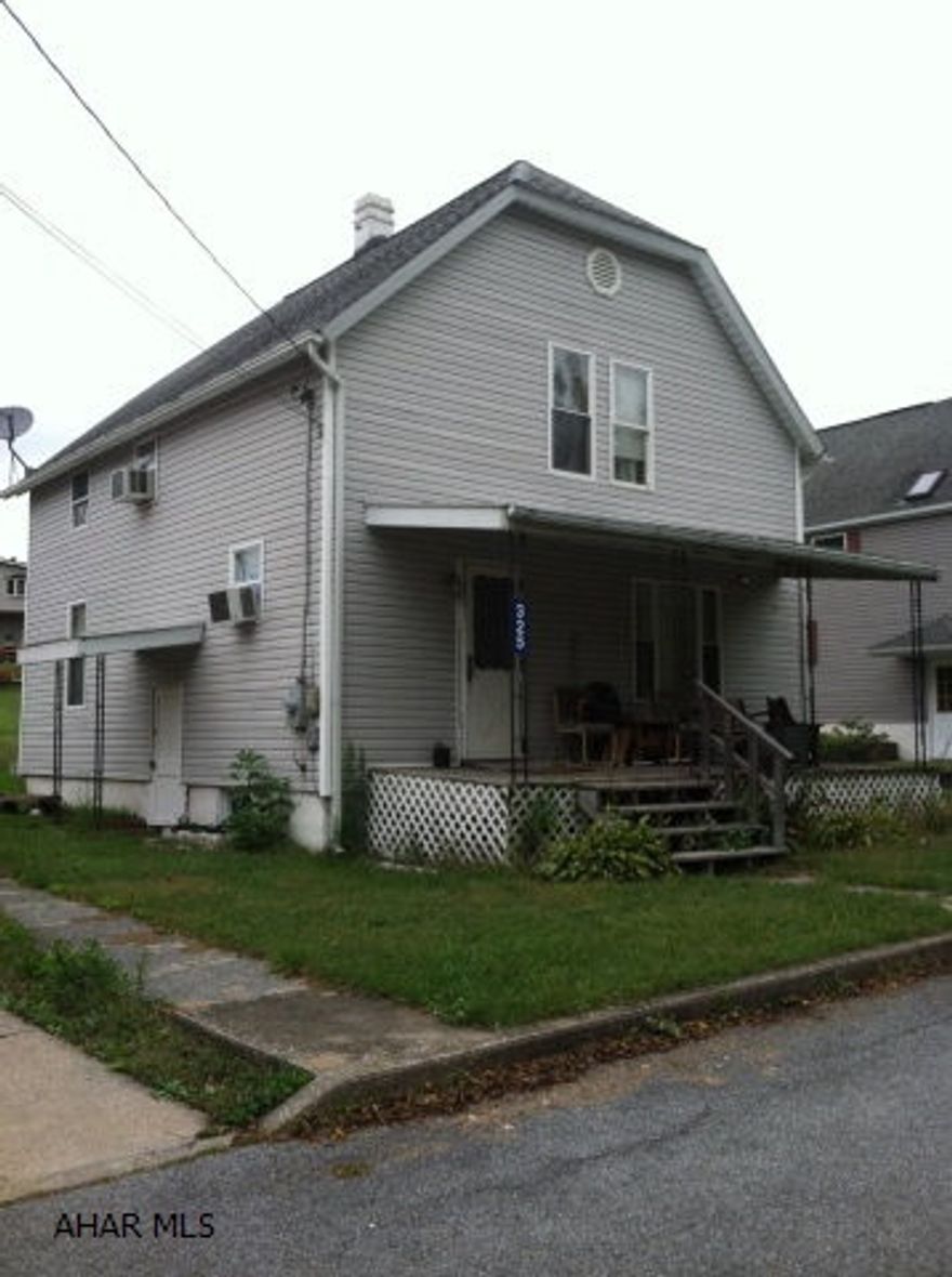 Check out this easy to maintain house that is conveniently located in Sproul! Offers a large lot with a shed, and is handicap accessible/equipped. Set up a time to view this private home that is so close to everything!