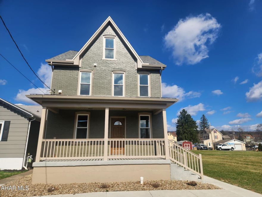 Take a look at this recently remodeled home in Altoona. The first floor offers a living room, dining room, beautifully remodeled kitchen with SS appliances, and bonus room perfect for office or additional entertaining space. The bonus room has a sliding door leading to the covered porch and back yard. The second floor offers three bedrooms and a fully remodeled bathroom with tile shower and flooring. What's more convenient the laundry is located on the second floor bathroom. The walk up attic is perfect for additional storage. Some updates include: new roof, windows, and siding, electric, hot water tank, AC, boiler, oak trim, new kitchen and bathroom, carpeting, and much more!! There is off-street parking at the rear of the home, and a shed is included. Call for your private tour.
