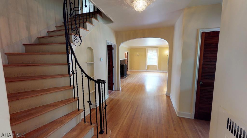 Mansion Park - Residential