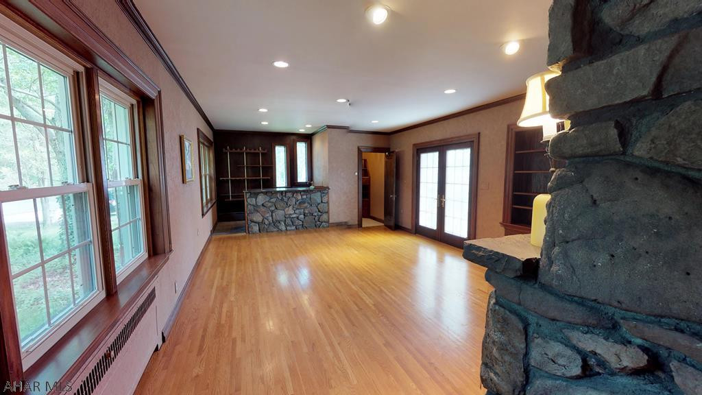 Mansion Park - Residential