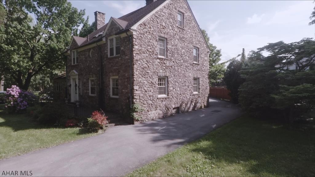 Mansion Park - Residential