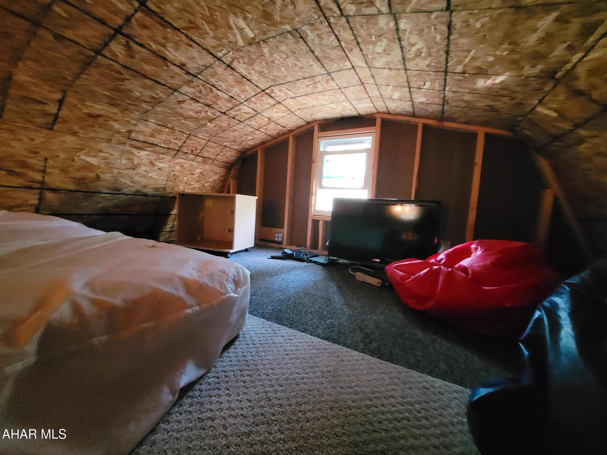 Glendale Yearound - Residential