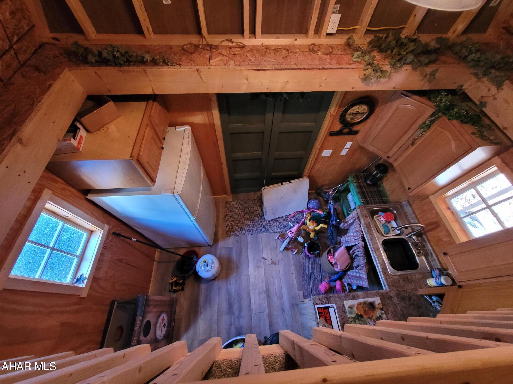 Glendale Yearound - Residential