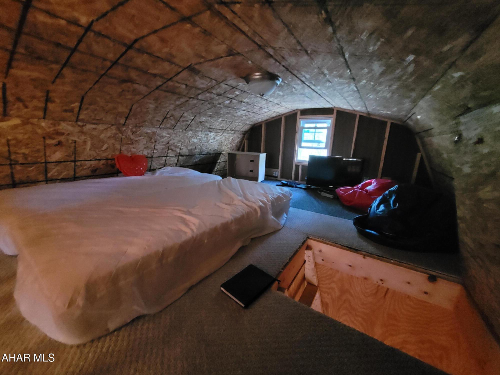 Glendale Yearound - Residential