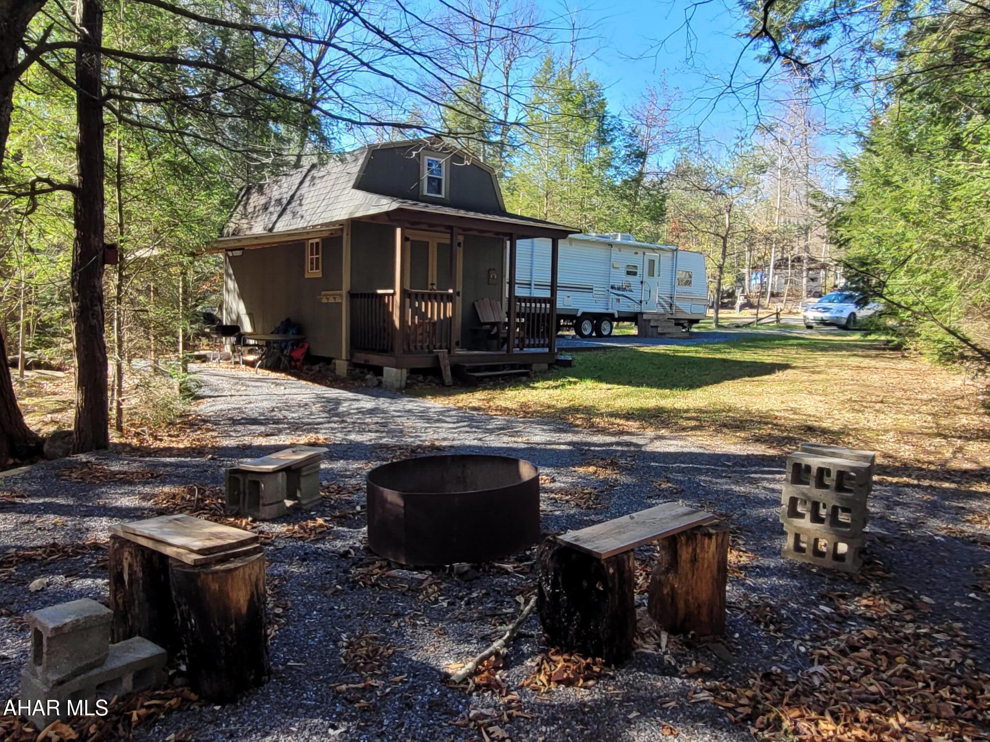 Glendale Yearound - Residential