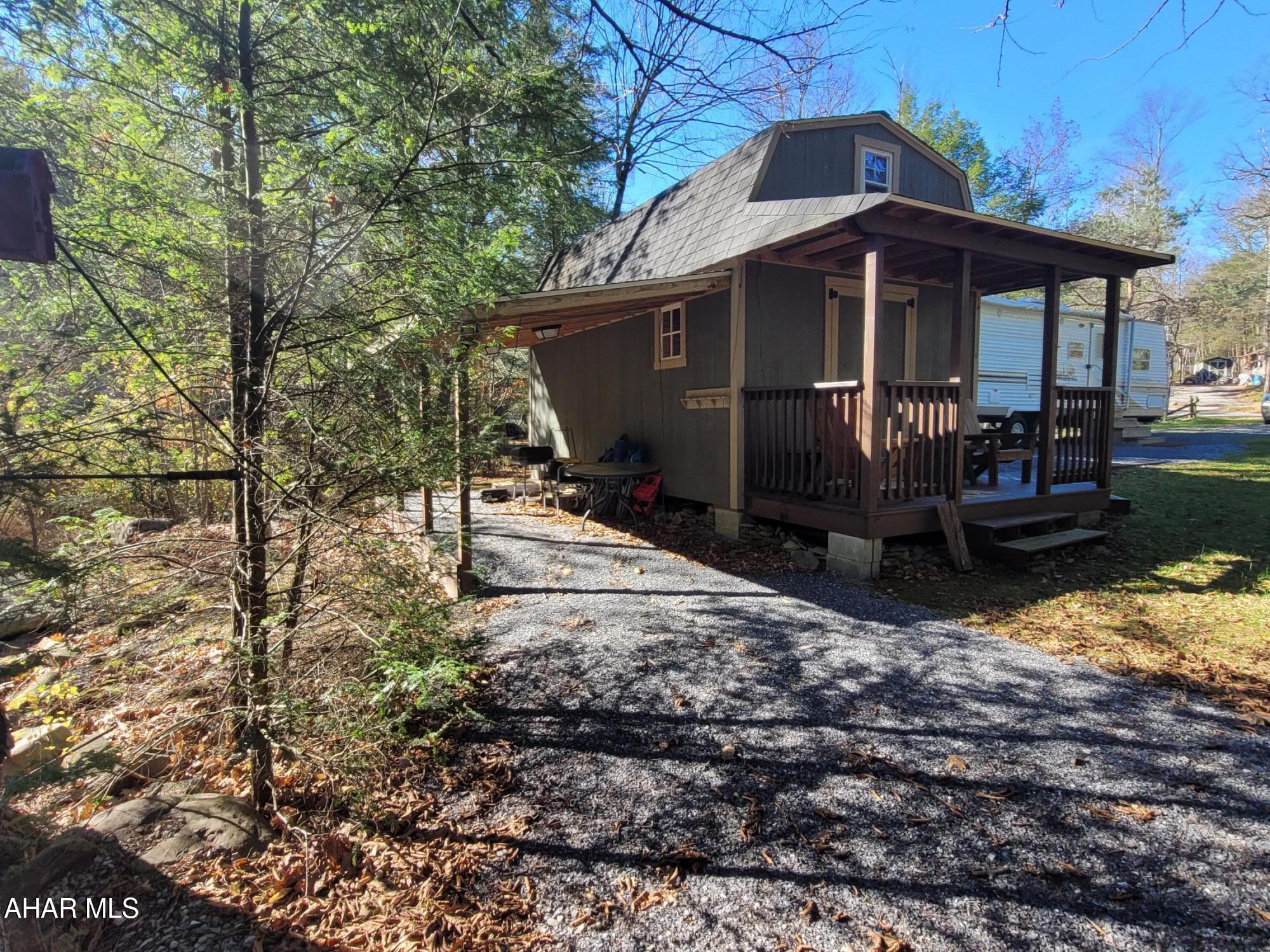 Glendale Yearound - Residential