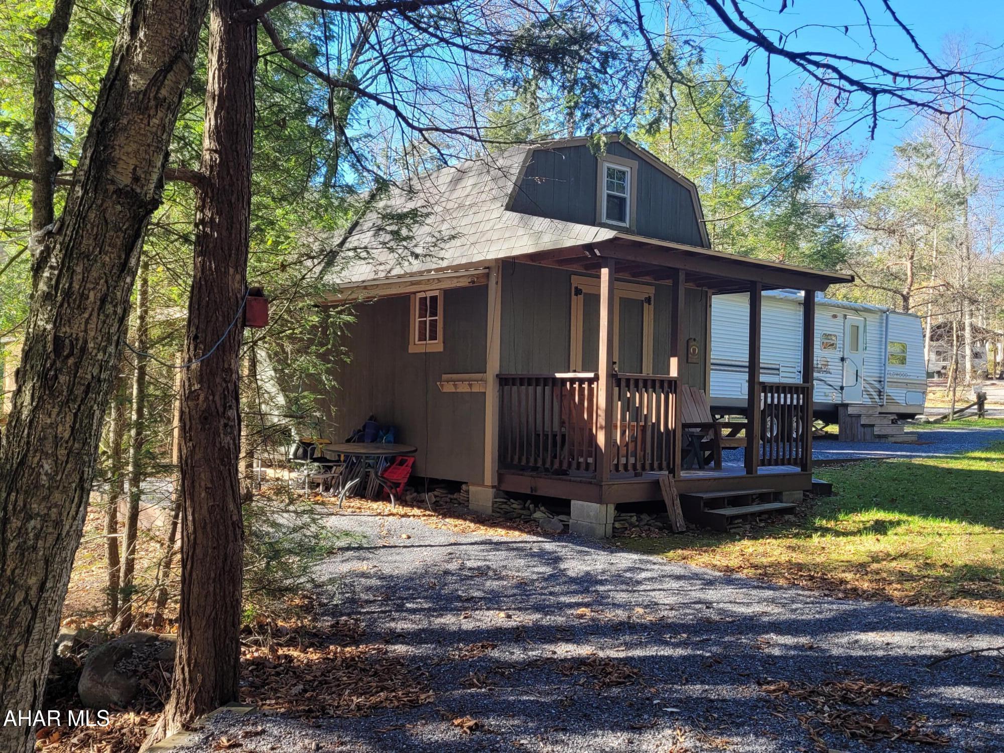 Glendale Yearound - Residential