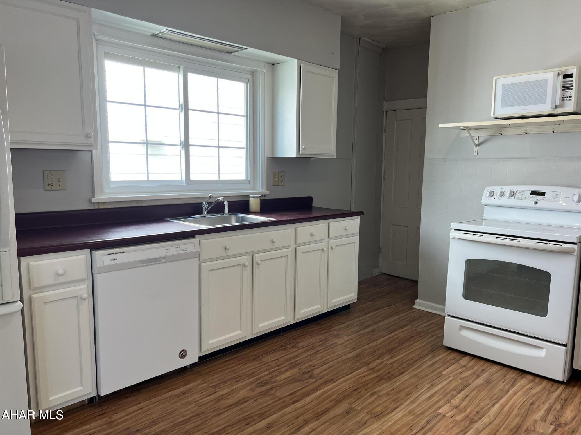 Bellwood Boro - Residential