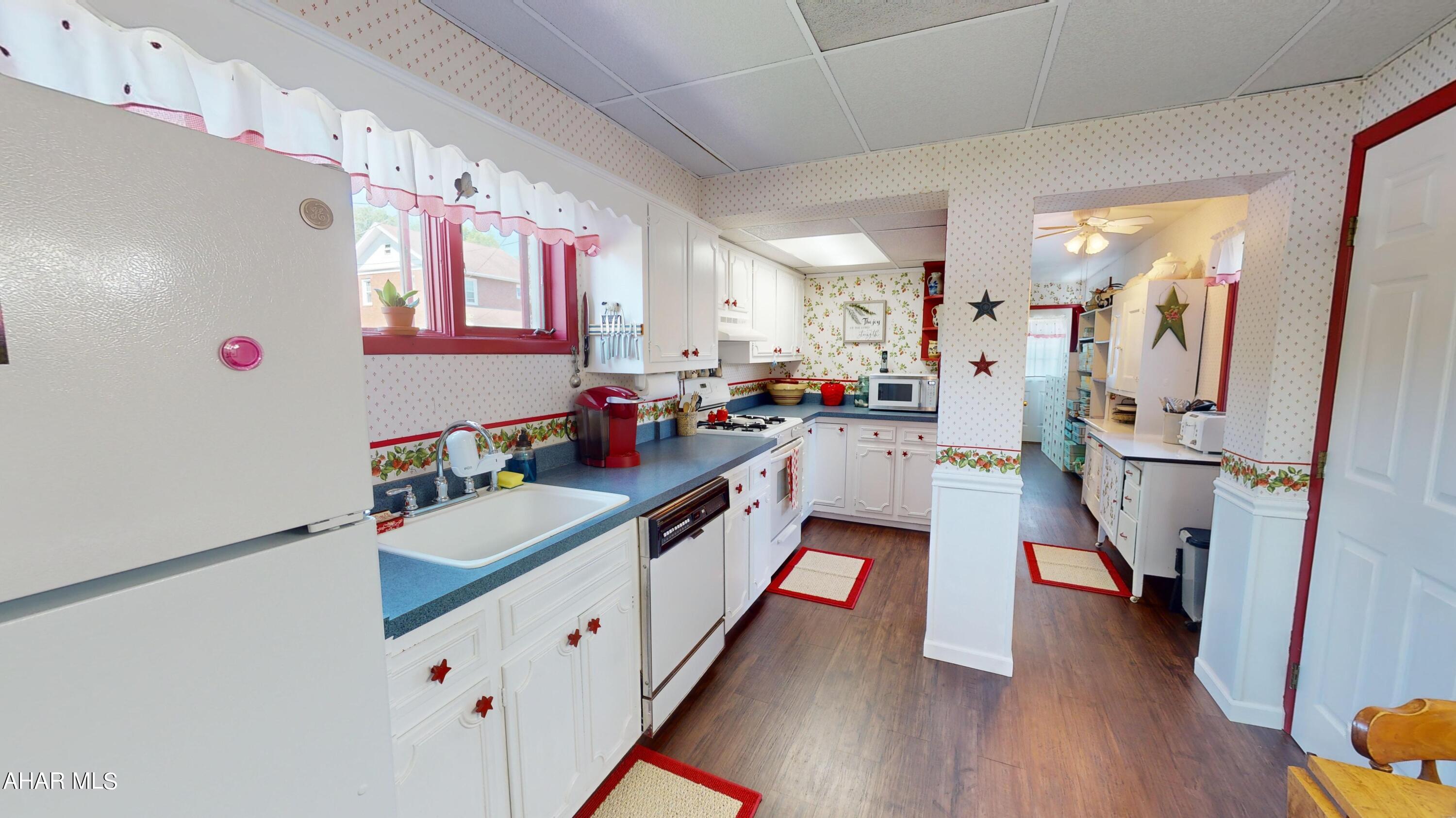 Juniata - Residential