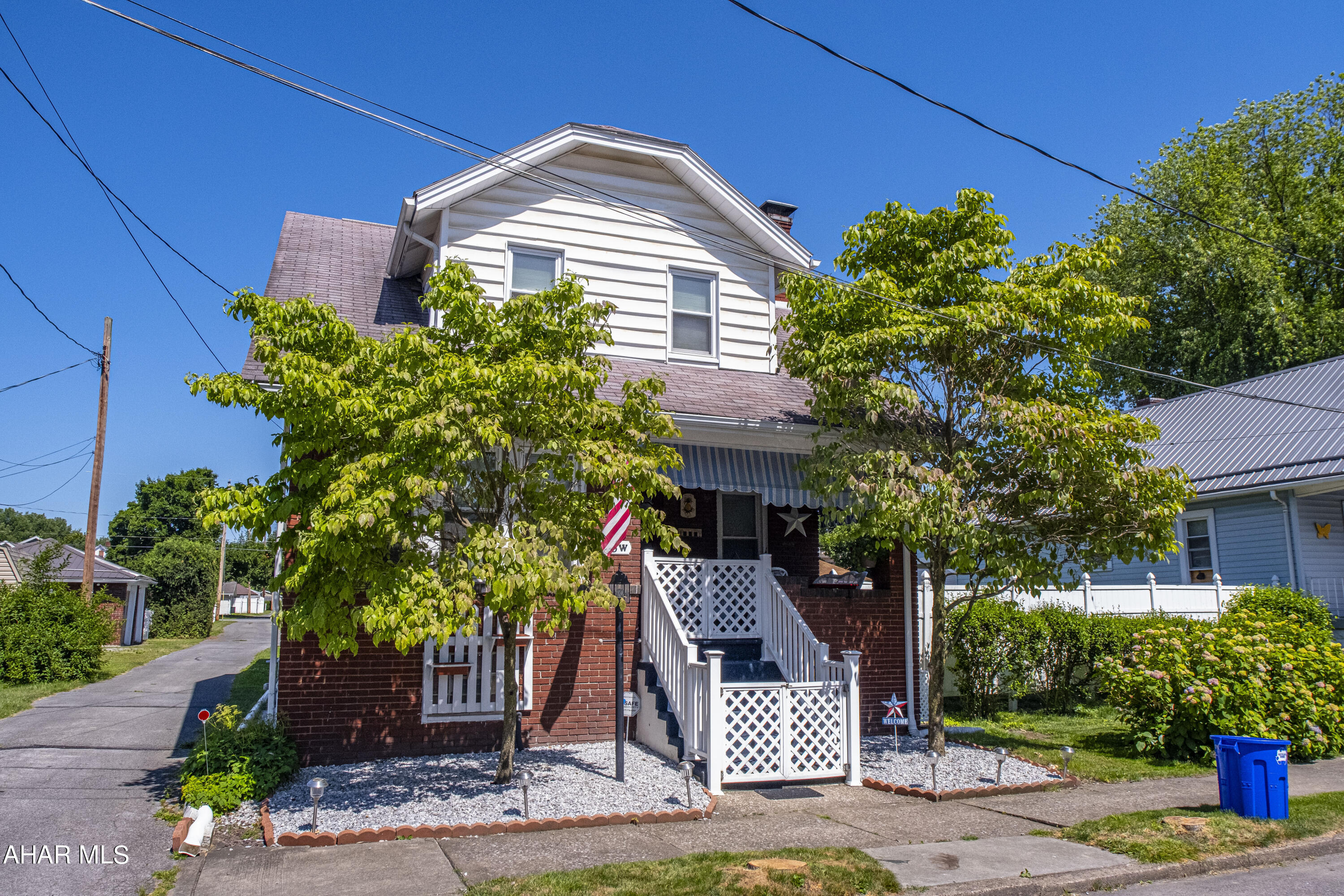 Juniata - Residential