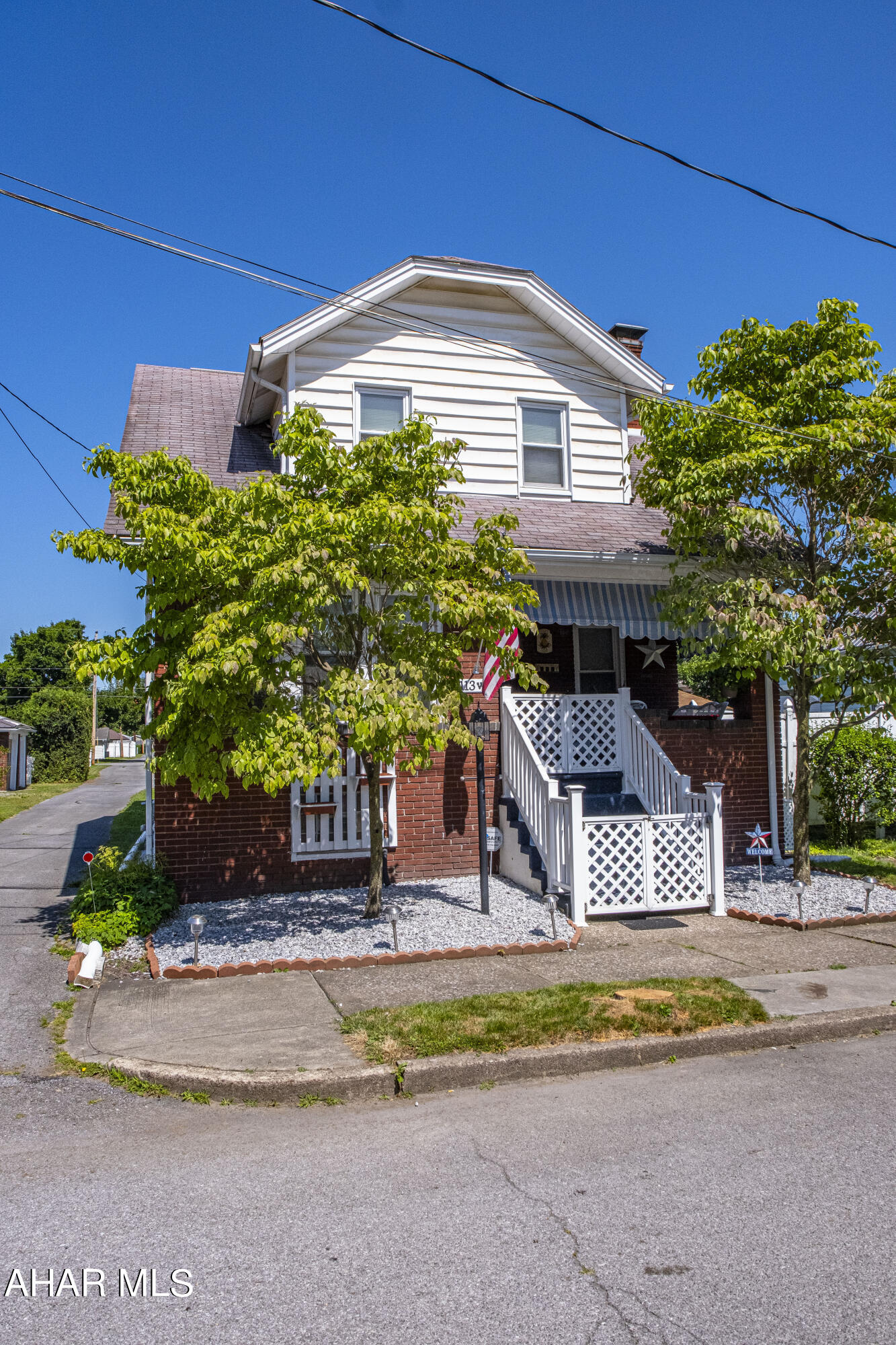 Juniata - Residential