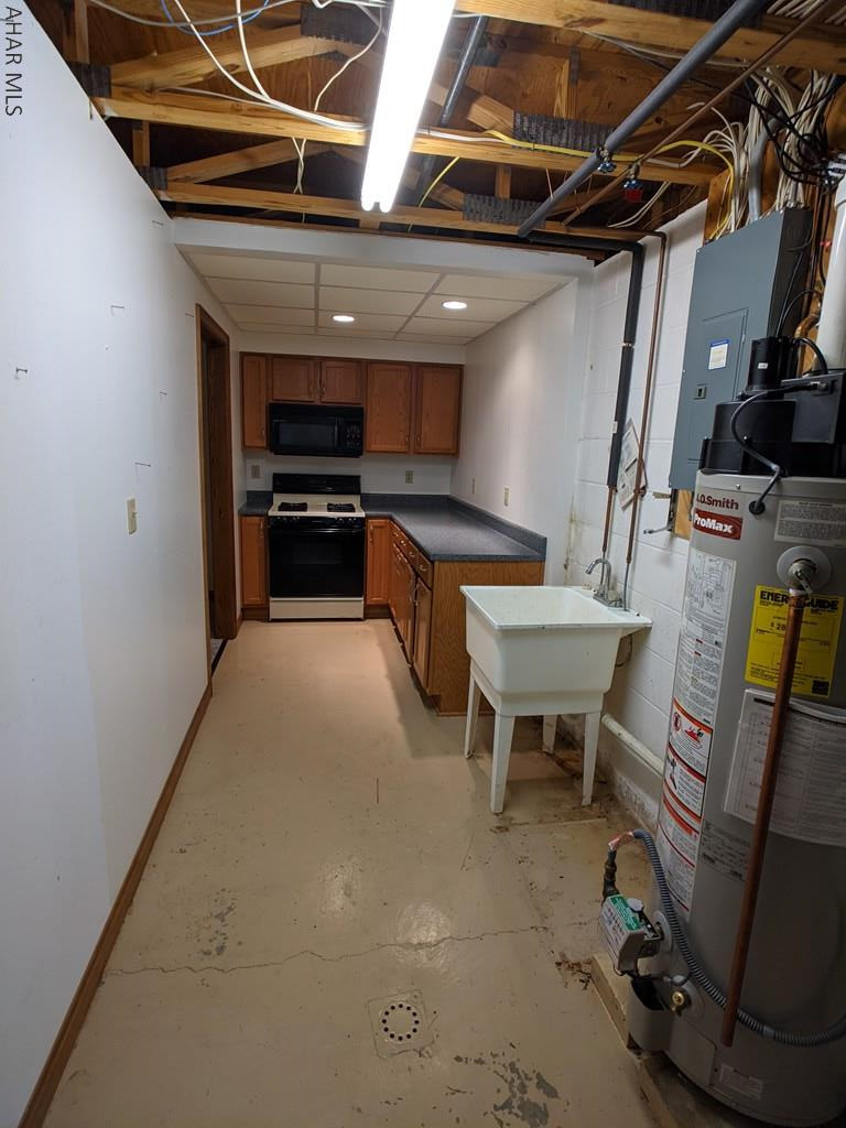 Holiday Manor - Residential