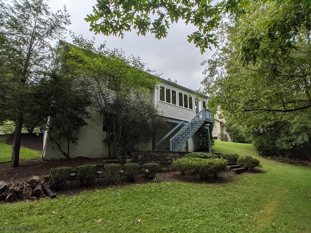 Holiday Manor - Residential