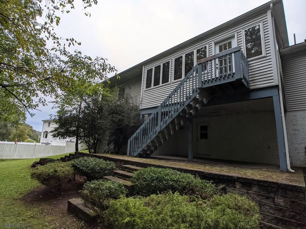 Holiday Manor - Residential