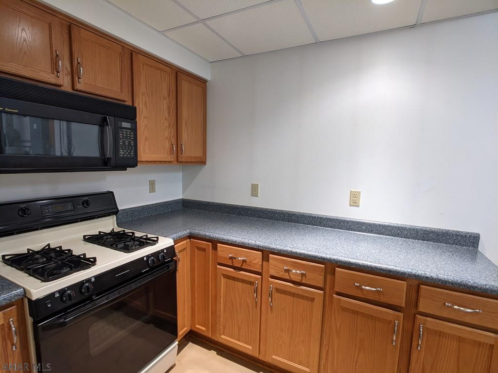 Holiday Manor - Residential