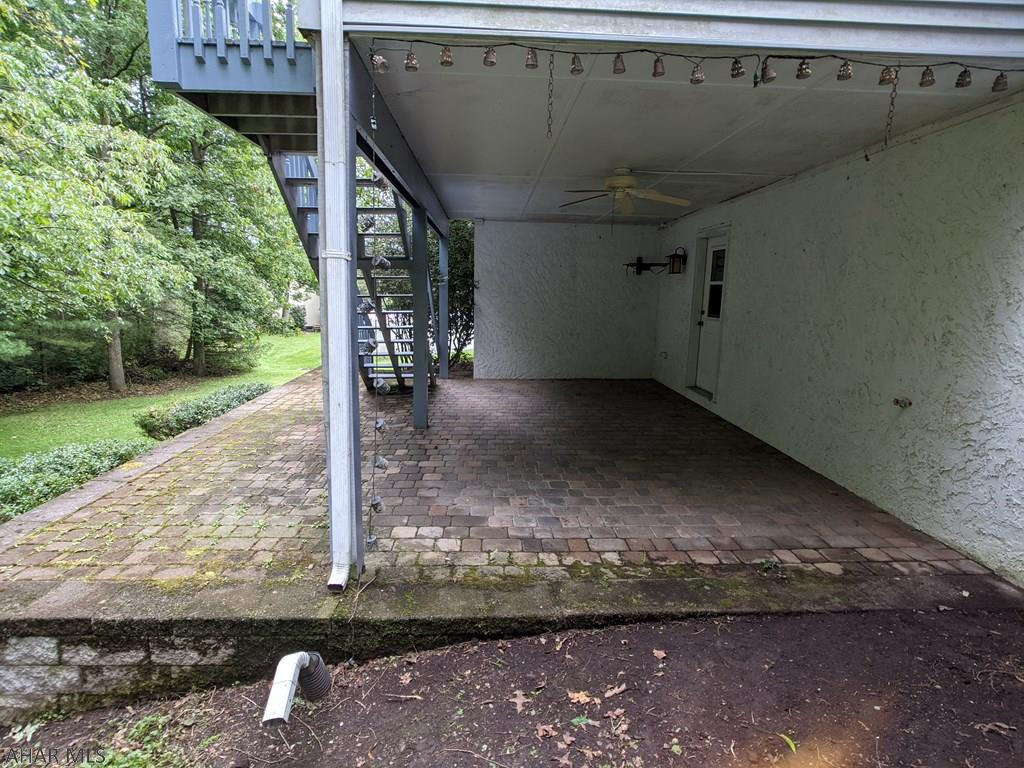 Holiday Manor - Residential