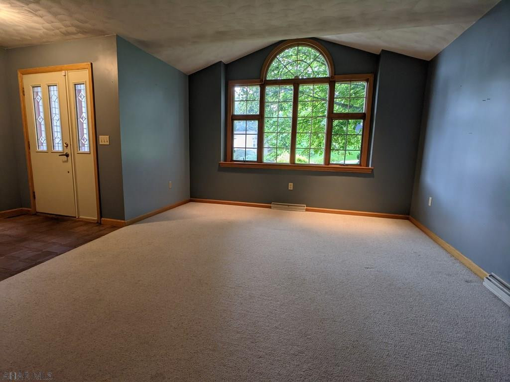 Holiday Manor - Residential