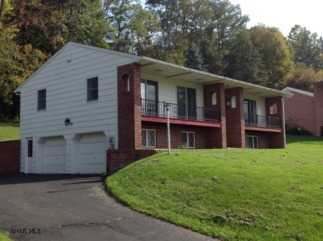 Meadowbrook Terrace - Residential