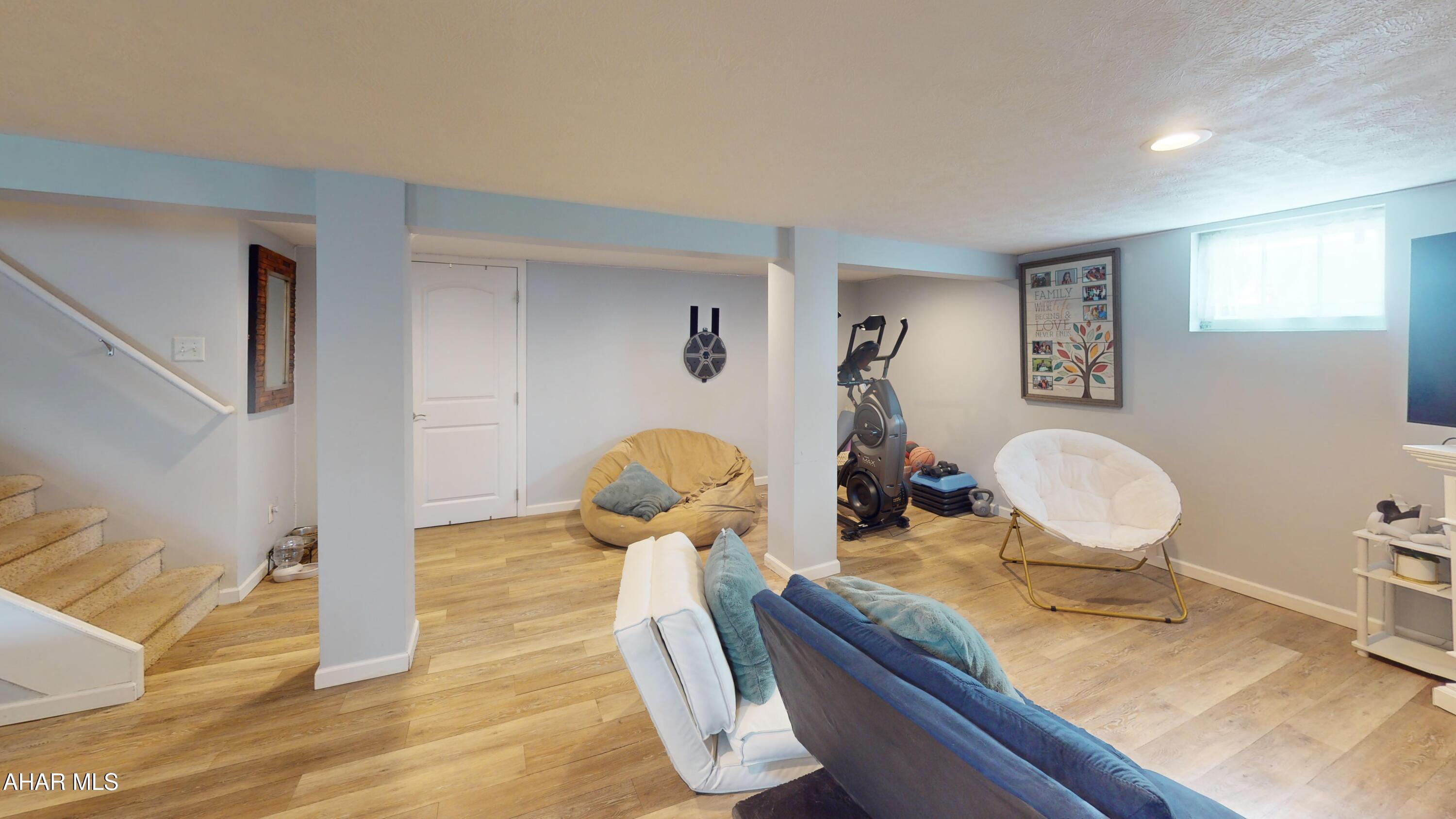 Hollidaysburg - Residential