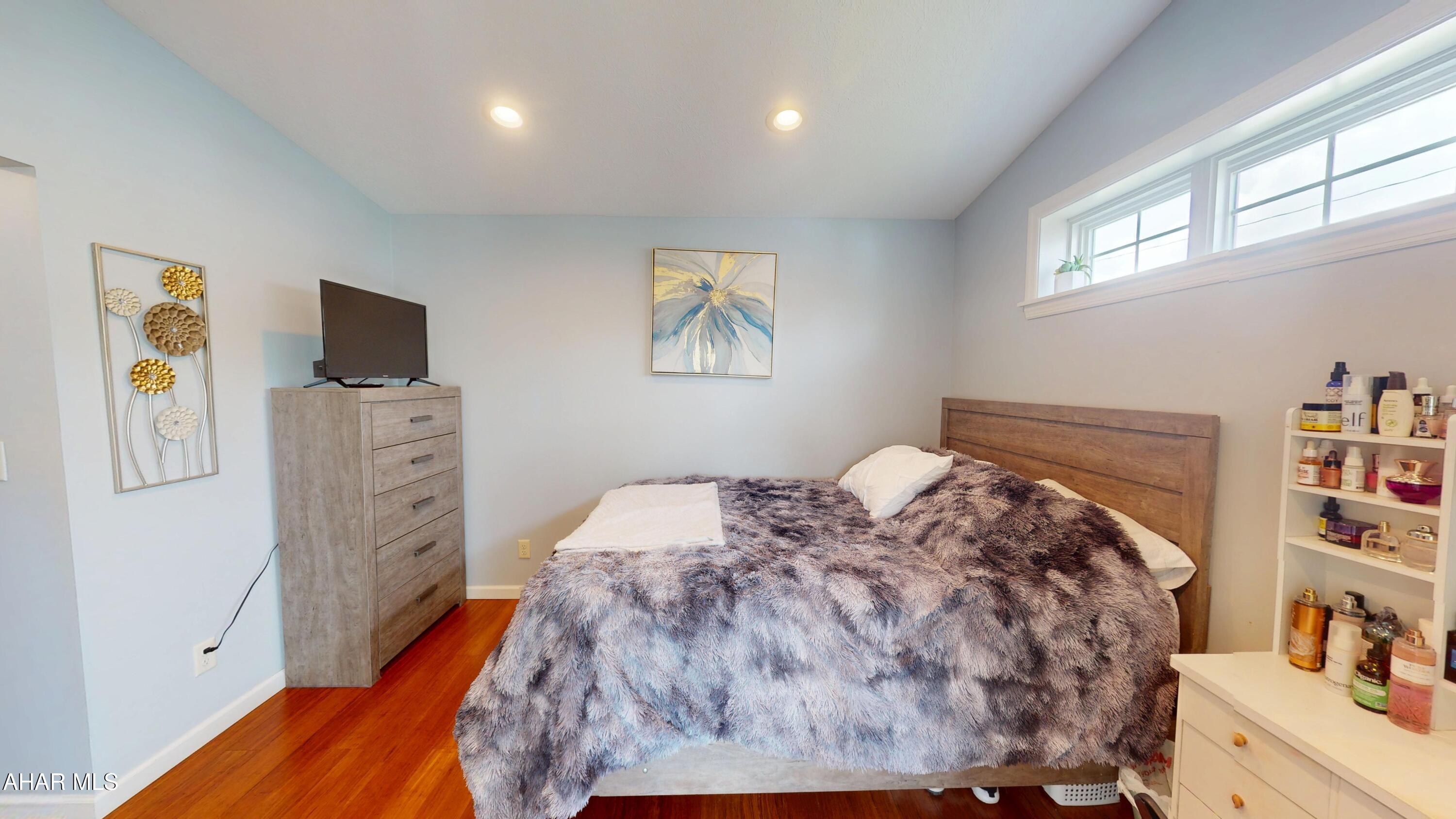 Hollidaysburg - Residential