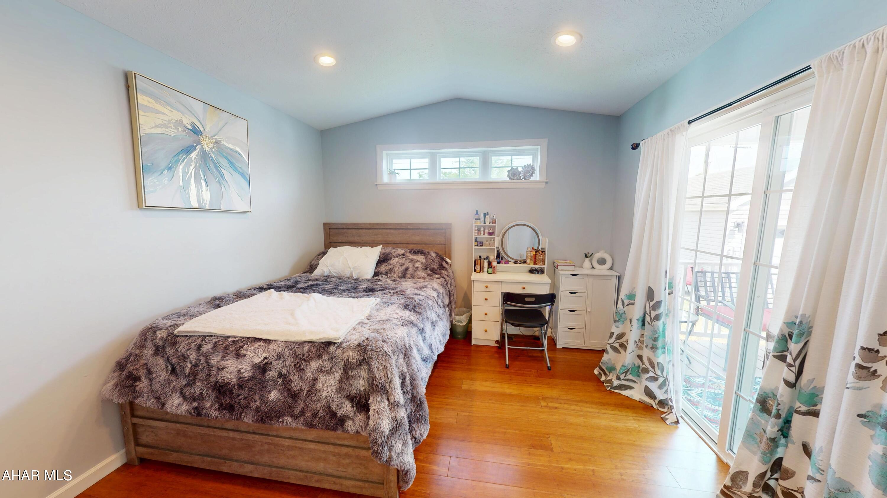 Hollidaysburg - Residential