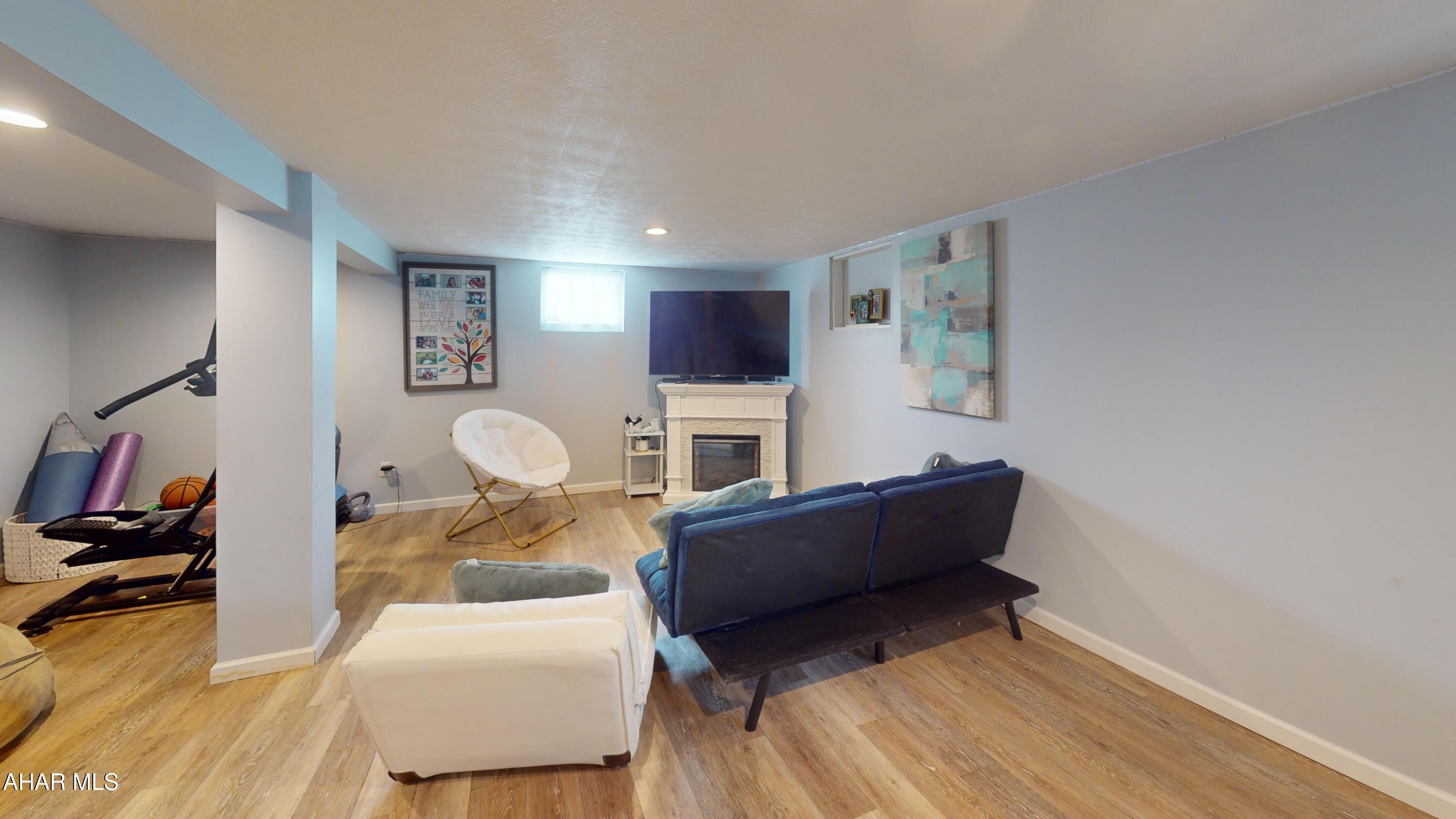 Hollidaysburg - Residential