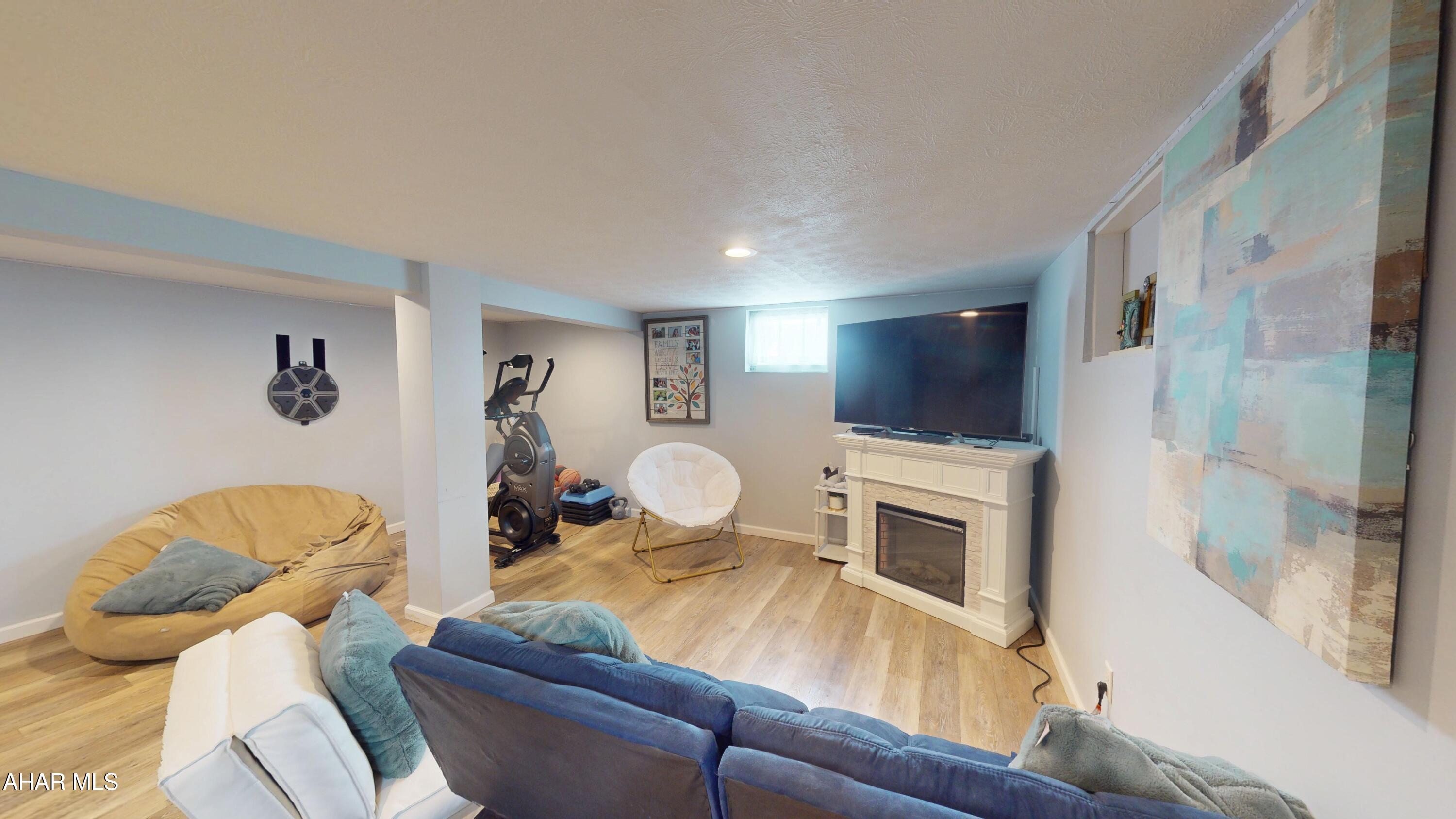 Hollidaysburg - Residential