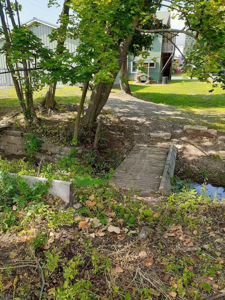 Saxton - Residential