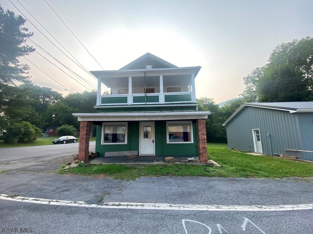 Saxton - Residential