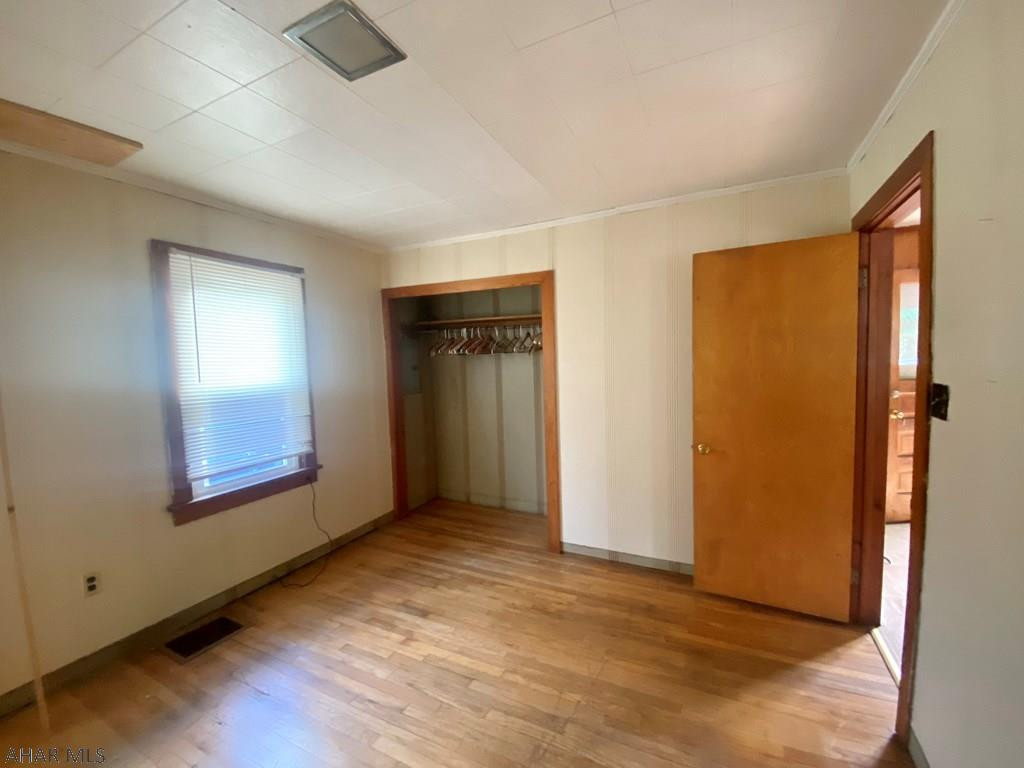 Saxton - Residential