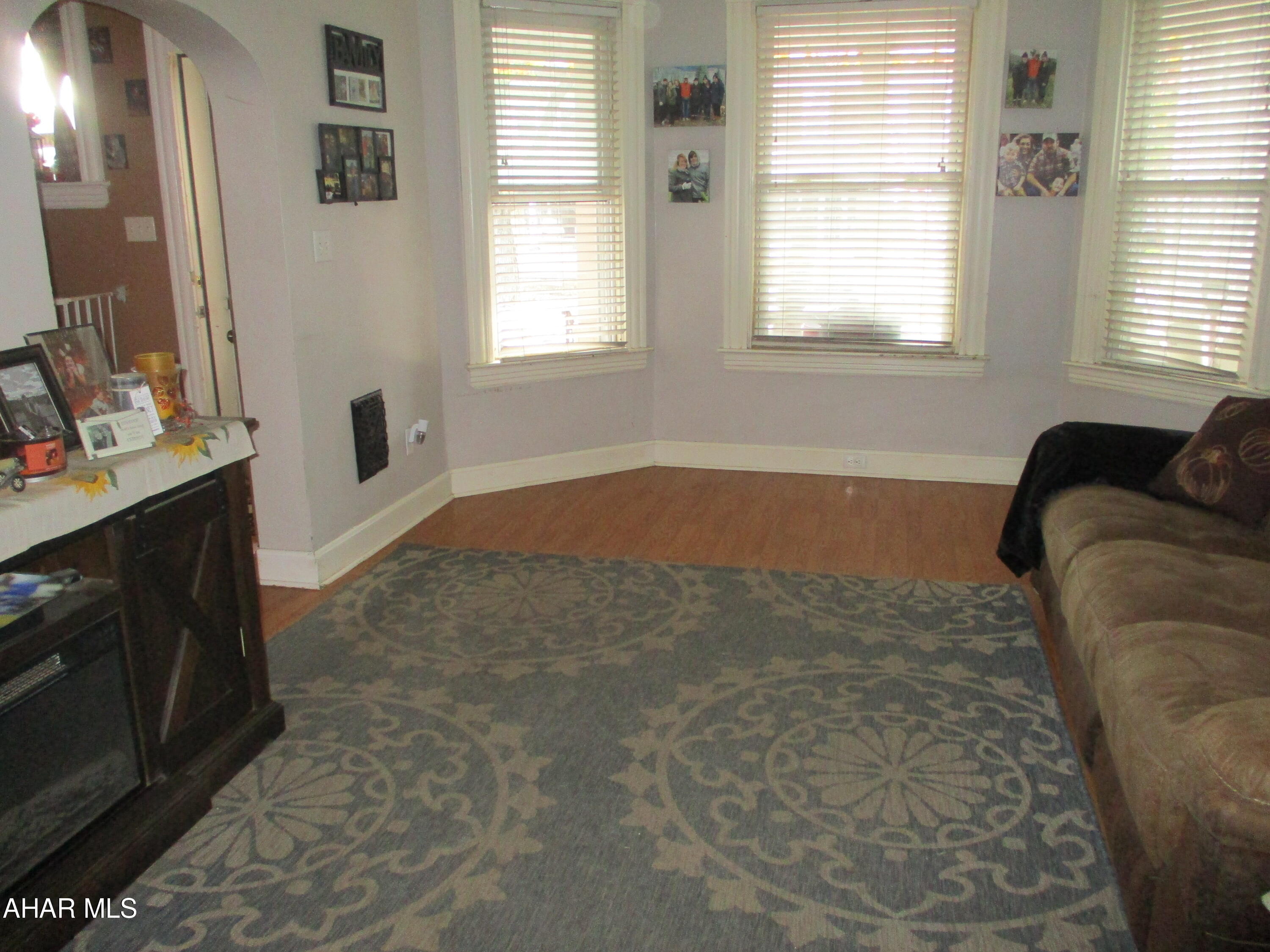 Juniata - Residential