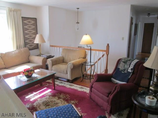 Holliday Heights - Residential