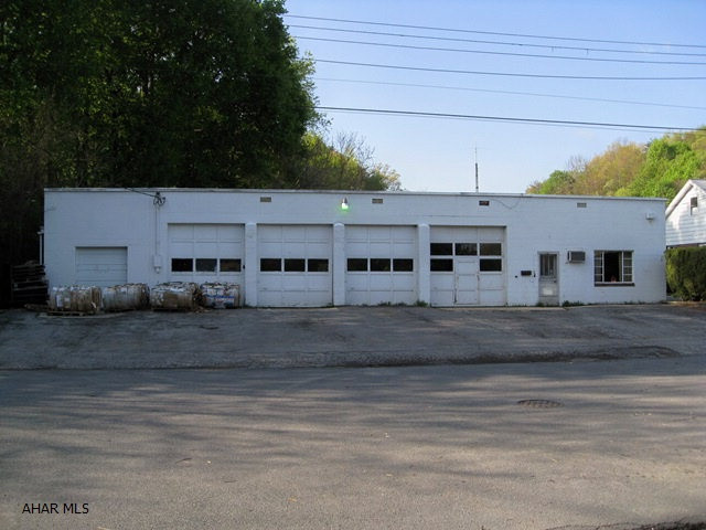 Unknown - Commercial Sale