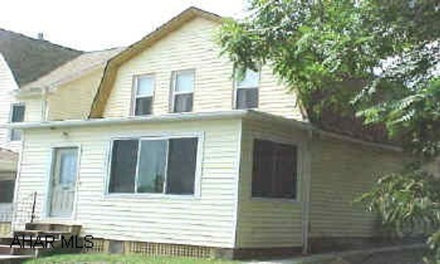 Well maintained Juniata home w/vinyl siding & replacement windows. Oak kitchen & natural finished woodwork. Detached garage utilized for storage. Well maintained Juniata home w/vinyl siding & replacement windows. Oak kitchen & natural finished woodwork. Detached garage utilized for storage.  Electric system - 100 amp