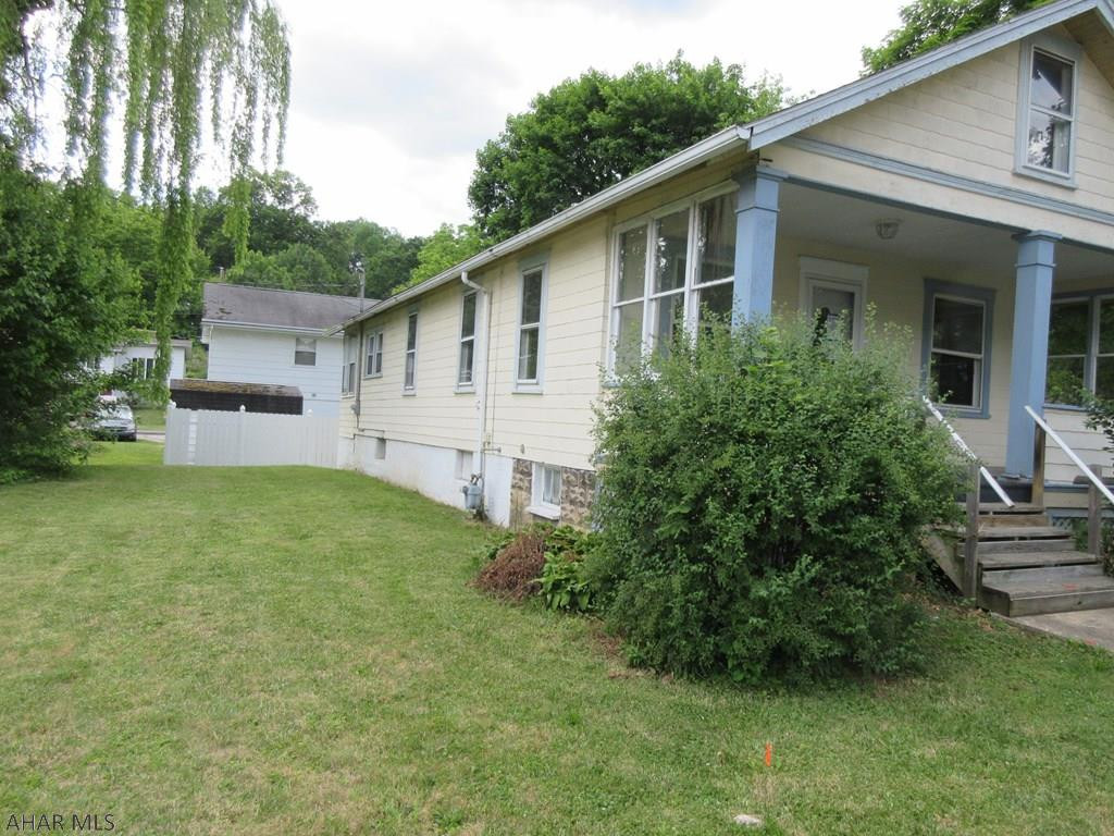 Llyswen - Residential