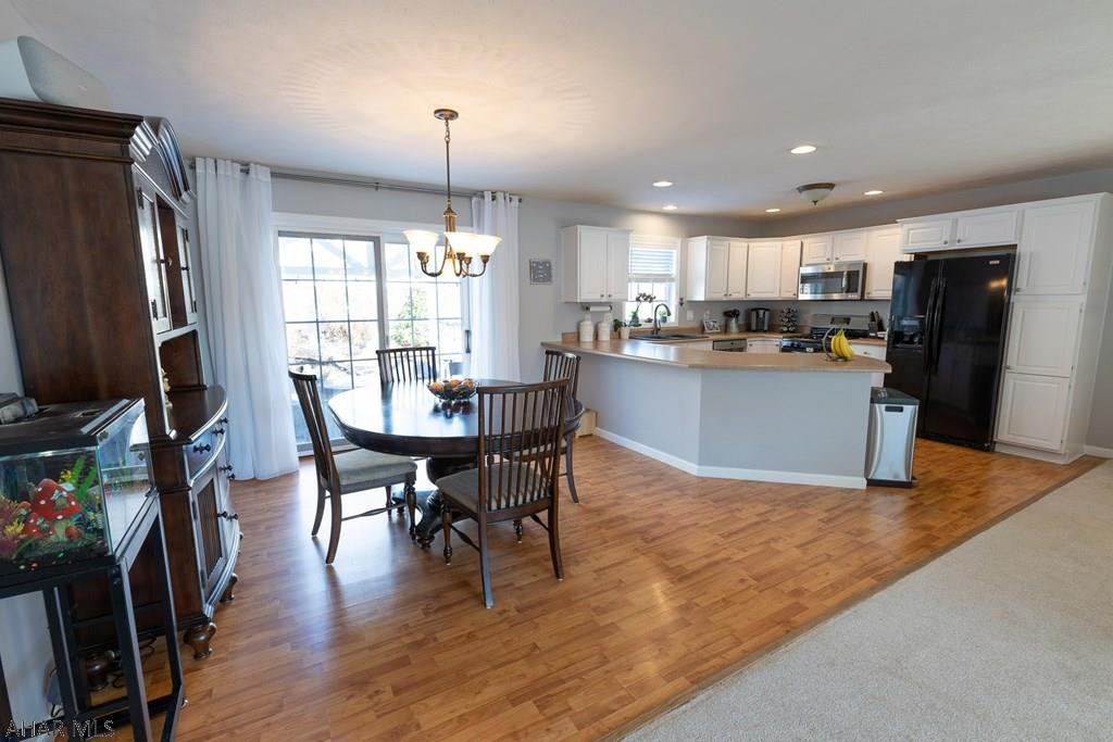 Maple Hollow - Residential