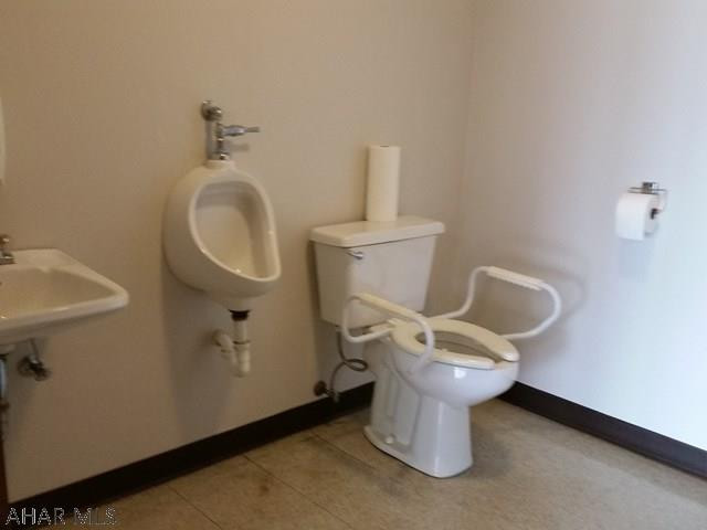 Unknown - Commercial Sale