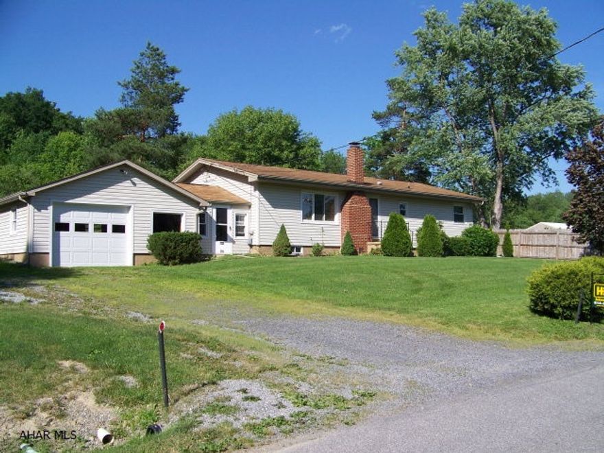 Beautiful ranch home situated on 1.043 acre in Hollidaysburg School District on quiet dead end street. Newer vinyl siding and rear covered deck. New furance in March 2010. Priced reduced for paint.