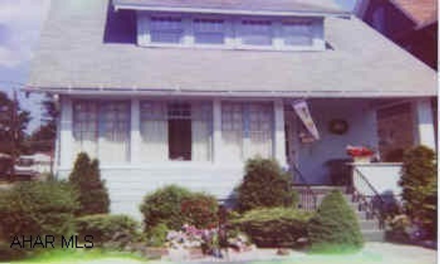 10th Avenue, Juniata - Very Nice 2- Story Home, Great Neighborhood, Close to Campus & Shopping, Updated Electric, 2 Sun porches & Screened In Patio. 10th Avenue, Juniata -Very Nice 2- Story Home, Great Neighborhood, Close to Campus & Shopping, Updated Electric, 2 Sun porches & Screened In Patio.