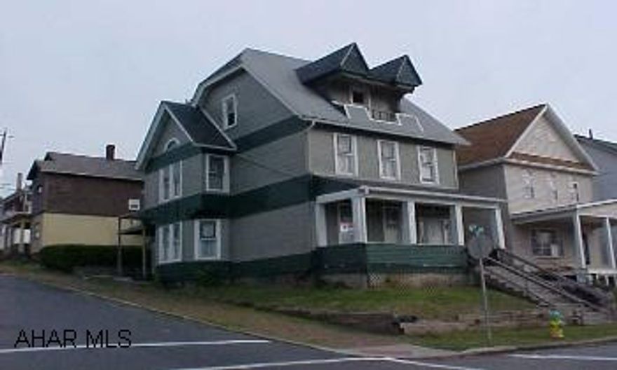 Nice Duplex or Single Family Residential home.  New carpet, newer furnace, newer  hot water tank, new water lines.  First floor bathroom remodeled. Nice Duplex or Single Family Residential home.  New carpet, newer furnace, newer  hot water tank, new water lines.  First floor bathroom remodeled.